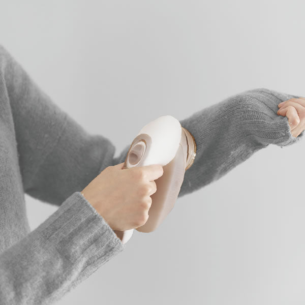 マクセルイズミ 毛玉取り器 KC-NW722