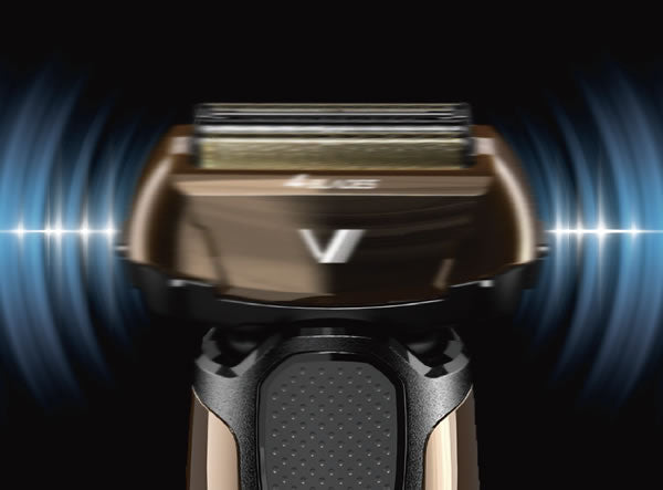 往復式シェーバー ハイエンドモデル 4枚刃 IZF-V972 洗浄器付き 日本製